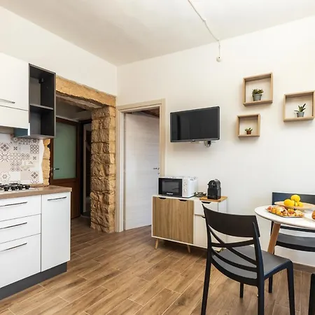 Apartment Dommu Anna